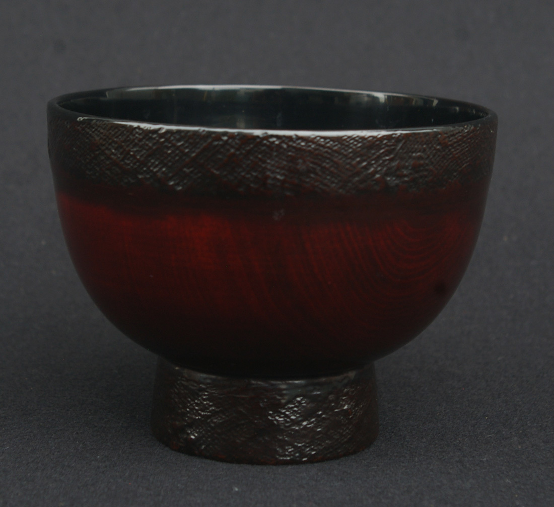 角偉三郎 漆椀 黒 角有伊の漆器椀 黒と赤の漆