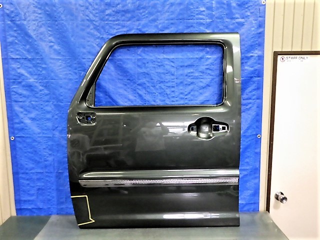 B088 ハスラー MR52S MR92S 左フロントドア スズキ純正 ドアバイザー