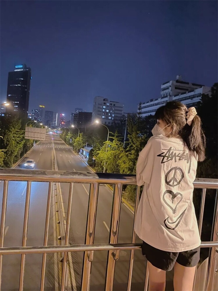 Stussy x Nk ステューシー バックプリント 半袖 Tシャツ メンズ オーバーサイズ レディース カットソー ユニセックス 落書き M ホワイト ステューシー stussy バックプリント L プリント長袖Tシャツ プリントロゴ