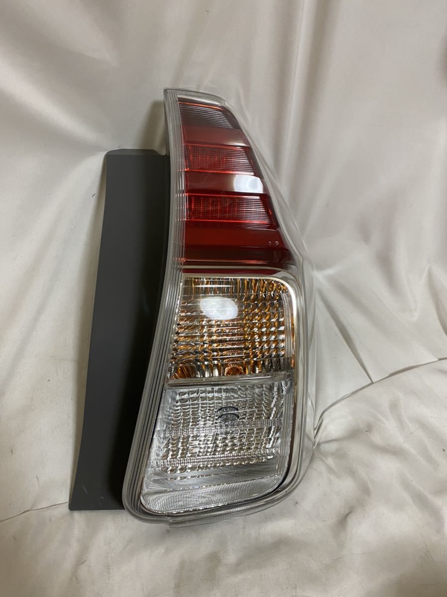 プリウスα ZVW40 ZVW41 α LED 47-69 ZVW40 ZVW41 プリウスα