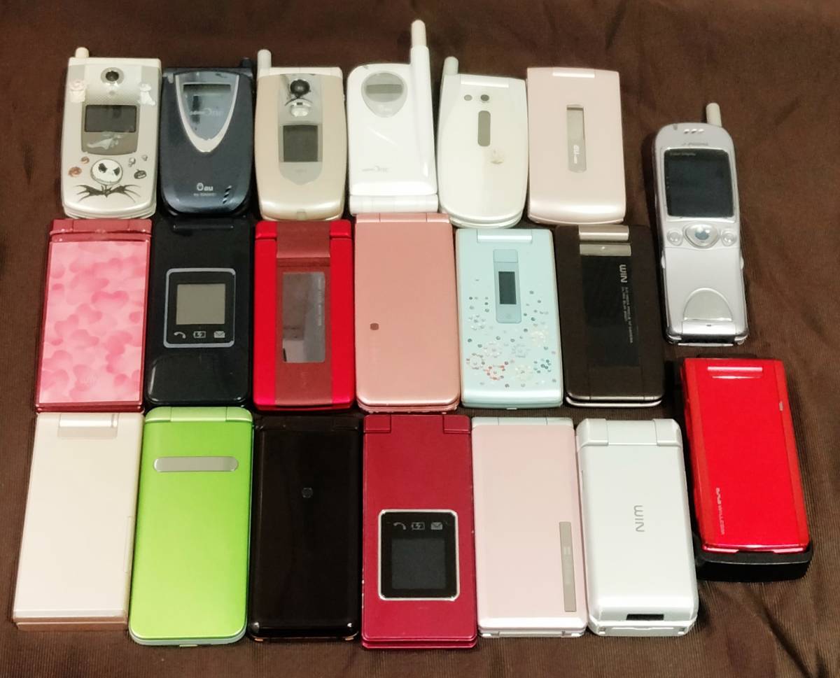 スマートフォン・携帯電話 【M】☆ガラケー 携帯 他 おまとめ20台