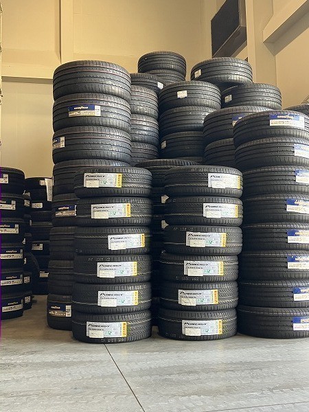 215&frasl;45R17 スタッドレスタイヤホイールセットお取引中 45r17 87Q 4本セットの通販 4本セット 0 2026年最新Yahoo!オークション 4本セットの中古品・新品 | 215&frasl;45&frasl;17 r17 215／45 1 中古の通販 サマータイヤ（サマータイヤ・ホイール