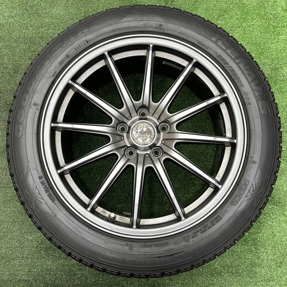 ZACK JP 812 18インチ アルミホイール GOODYEAR 225/55R18 4本セット 