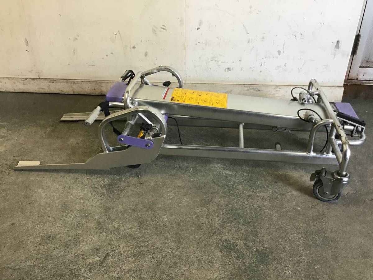 引き取りでお願い致します。車椅子リフト、ジャンク品