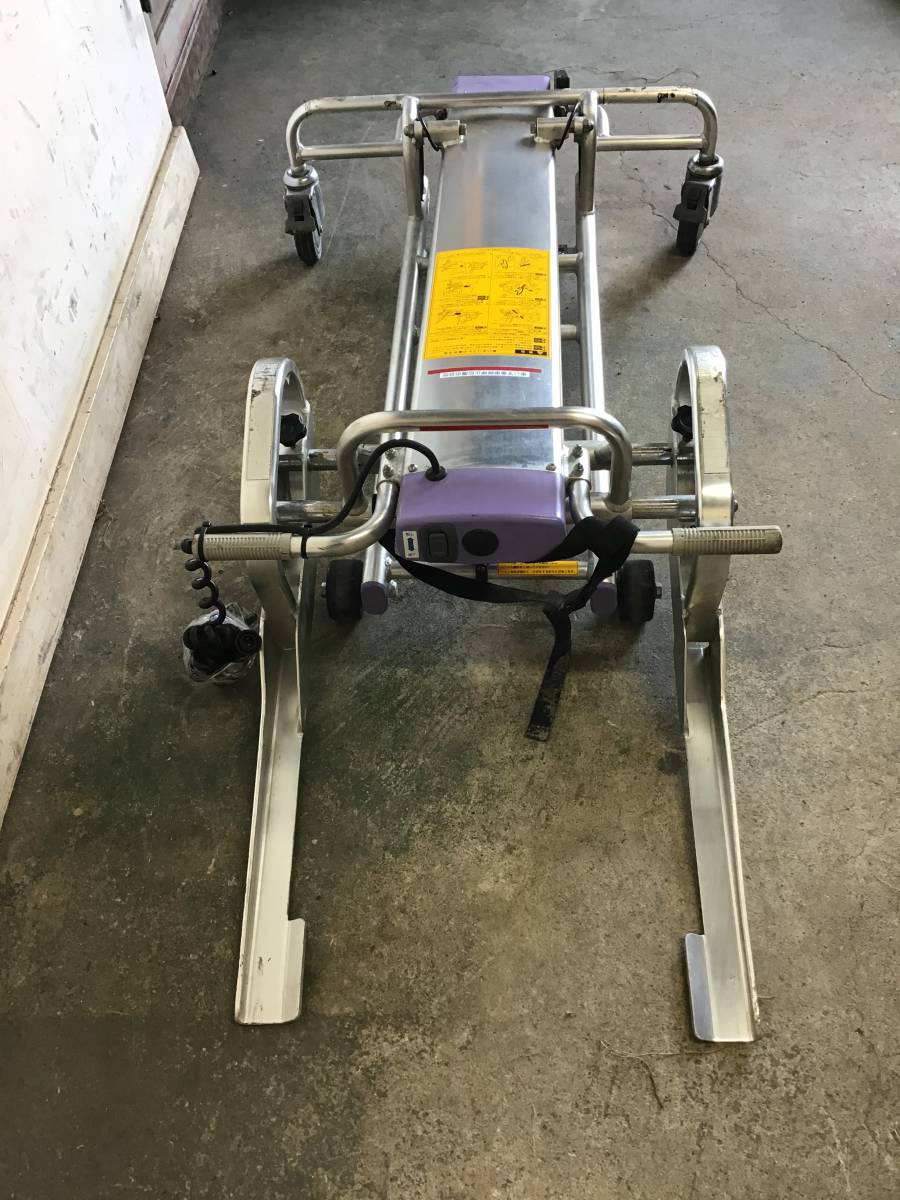 引き取りでお願い致します。車椅子リフト、ジャンク品