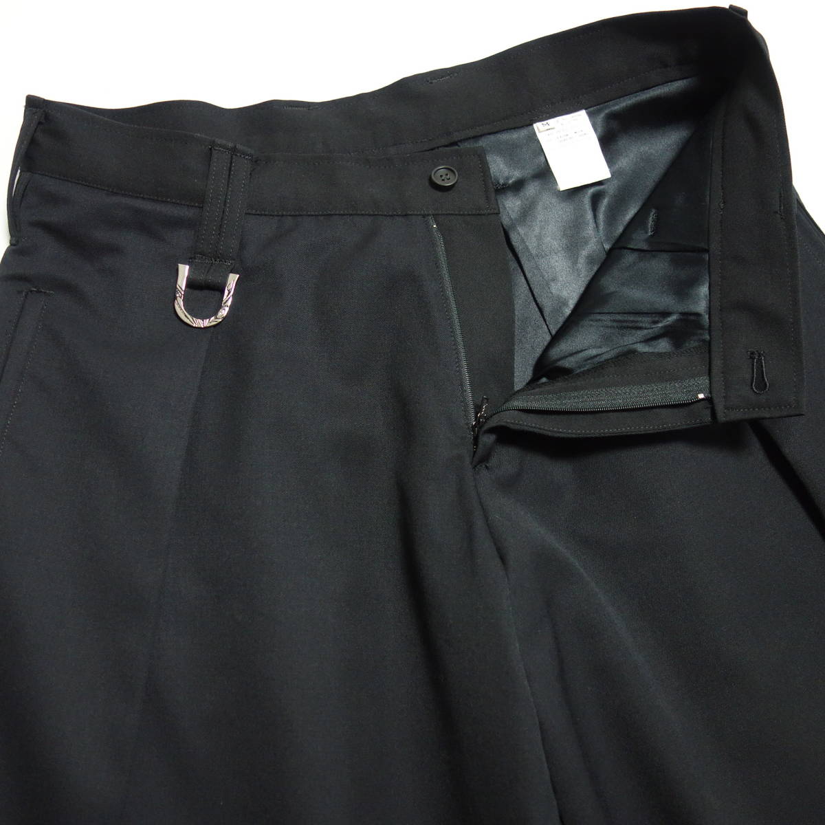 【良品 Kiryuyrik キリュウキリュウ】SERGE TUCK WIDE SLACKS サージ タック ワイド スラックス パンツ ウール 黒/ブラック M SERGE de WIDE WAIST TACK SLACKS（デニムパンツ）｜SERGE