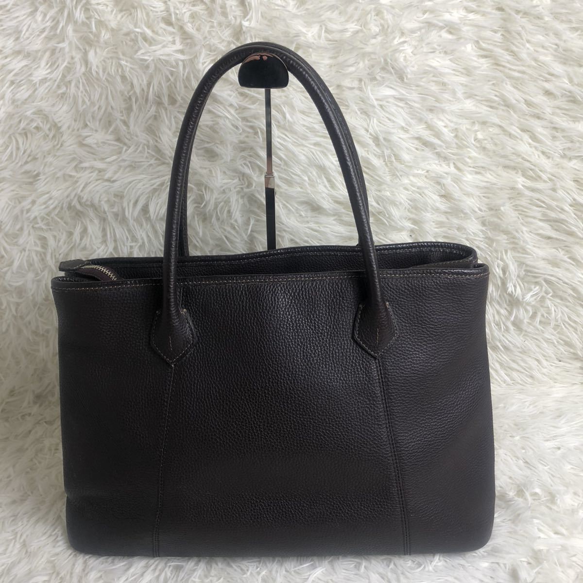 極美品 バーニーズニューヨーク トートバッグ レザー A4収納可 肩掛け可 黒