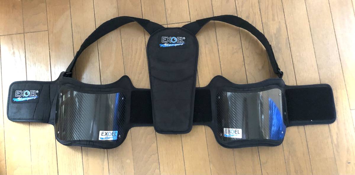 美品【EXGEL】レーシングカート用リブプロテクタードライカーボン製