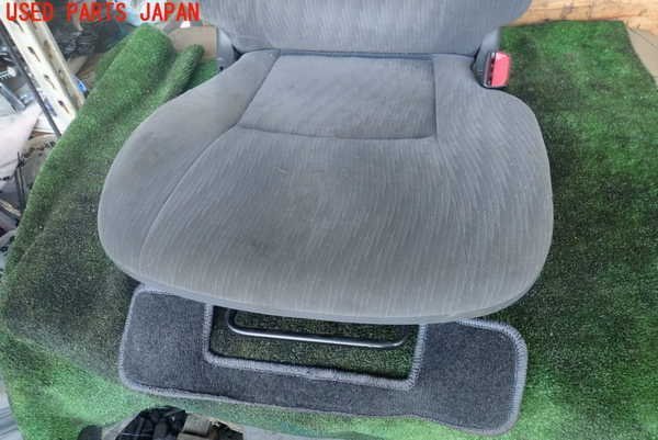 【セール，新作登場】 5UPJ-77267035]ハイエースバン200系(KDH206V)運転席シート 中古 3型 スーパーGL SGL
