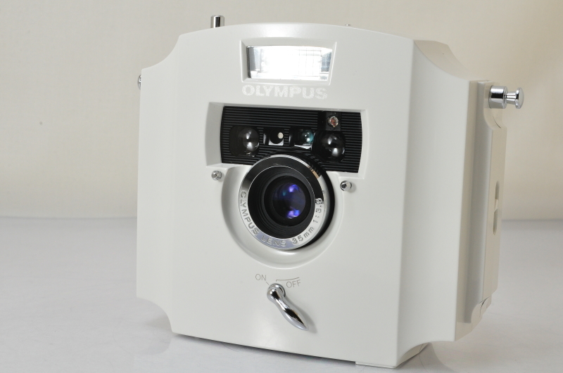 OLYMPUS オリンパス Ecru エクリュ カメラ ホワイト コンパクトカメラ