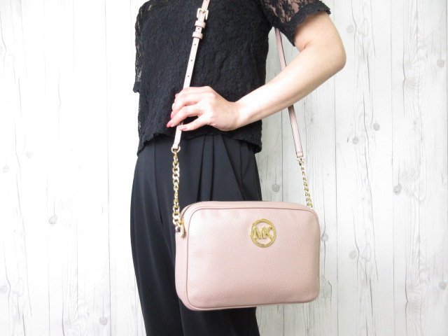 極美品 新品同様 MICHAELKORS マイケルコース ショルダーバッグ バッグ 