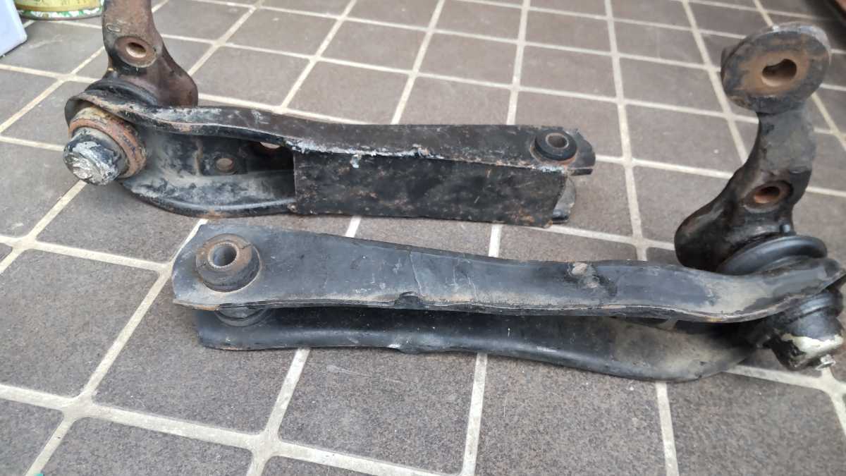 送料込み AE86 ロアアーム GTV？APEX？ナックル付き TE71 AE70 4AG 2TG 