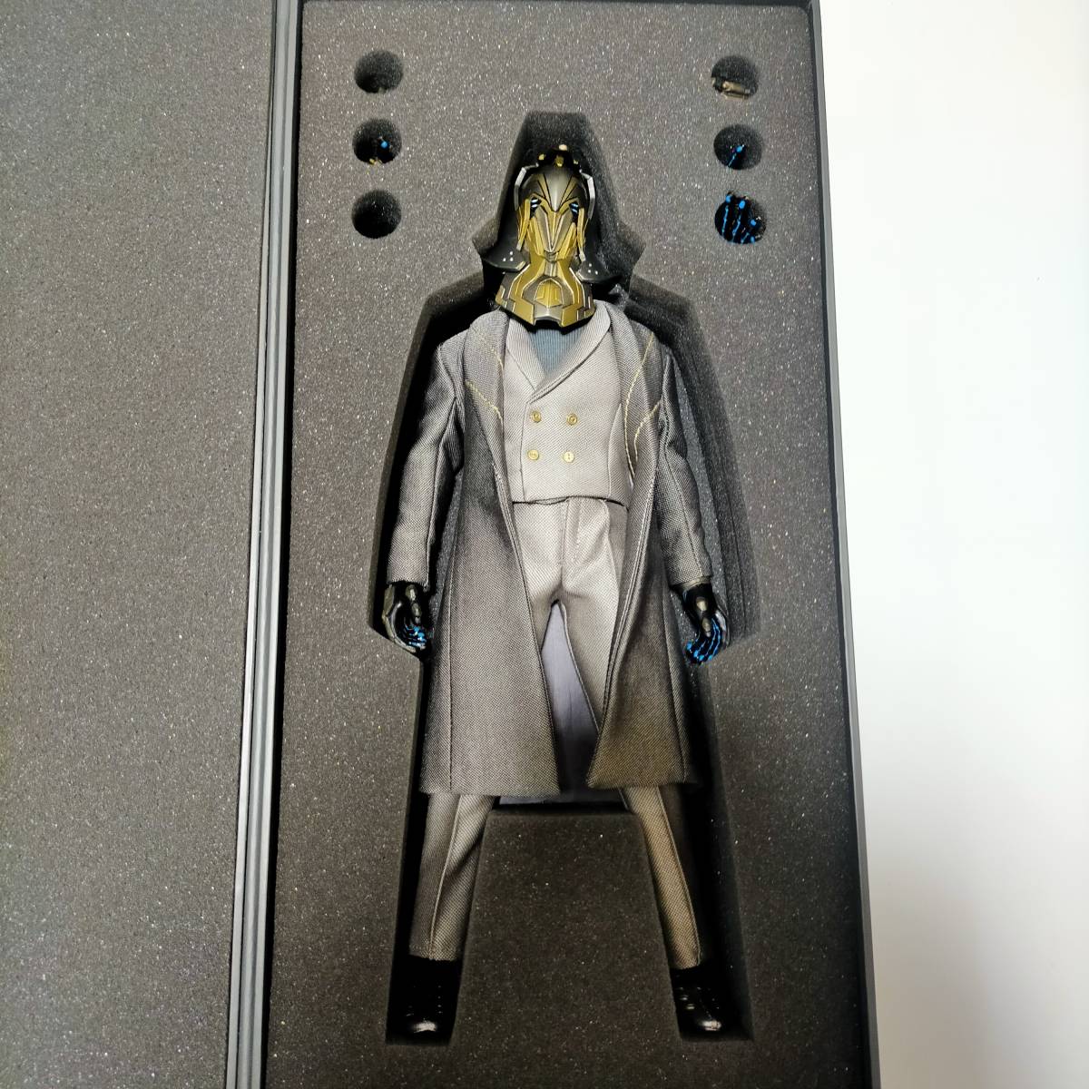 GLITCH COLLECTIBLE FIGURE ZEUS imcmplx threezero glitch foxbox 