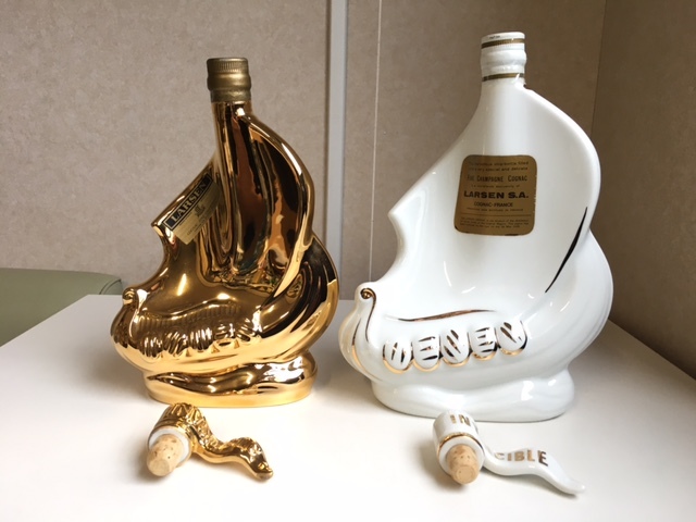 古酒【未開栓】LARSEN /ラーセン ヴァイキングシップボトル 白・青・金