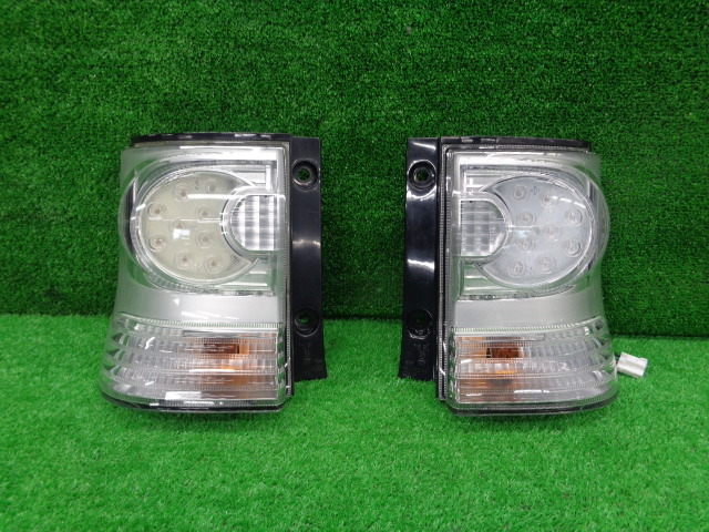 美品 L375S L385S タントカスタム 後期 純正 LED クリア テール 左右 セット 検索) スポイラー マフラー グリル 車高調 ウイング 社外 前期