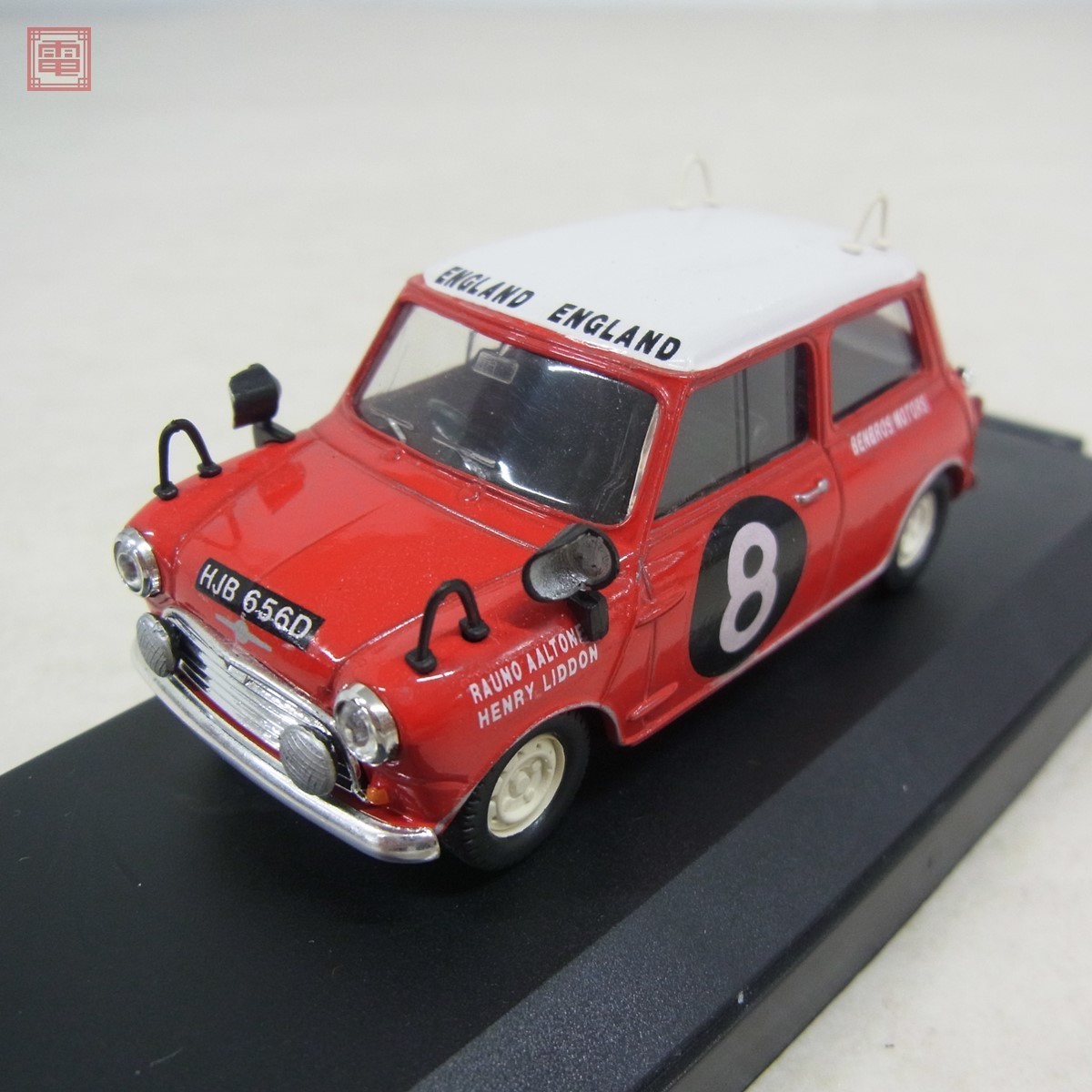 モーリス ミニ⁄'67 プレミアム2パック ホットウィール 1⁄43 レビュー