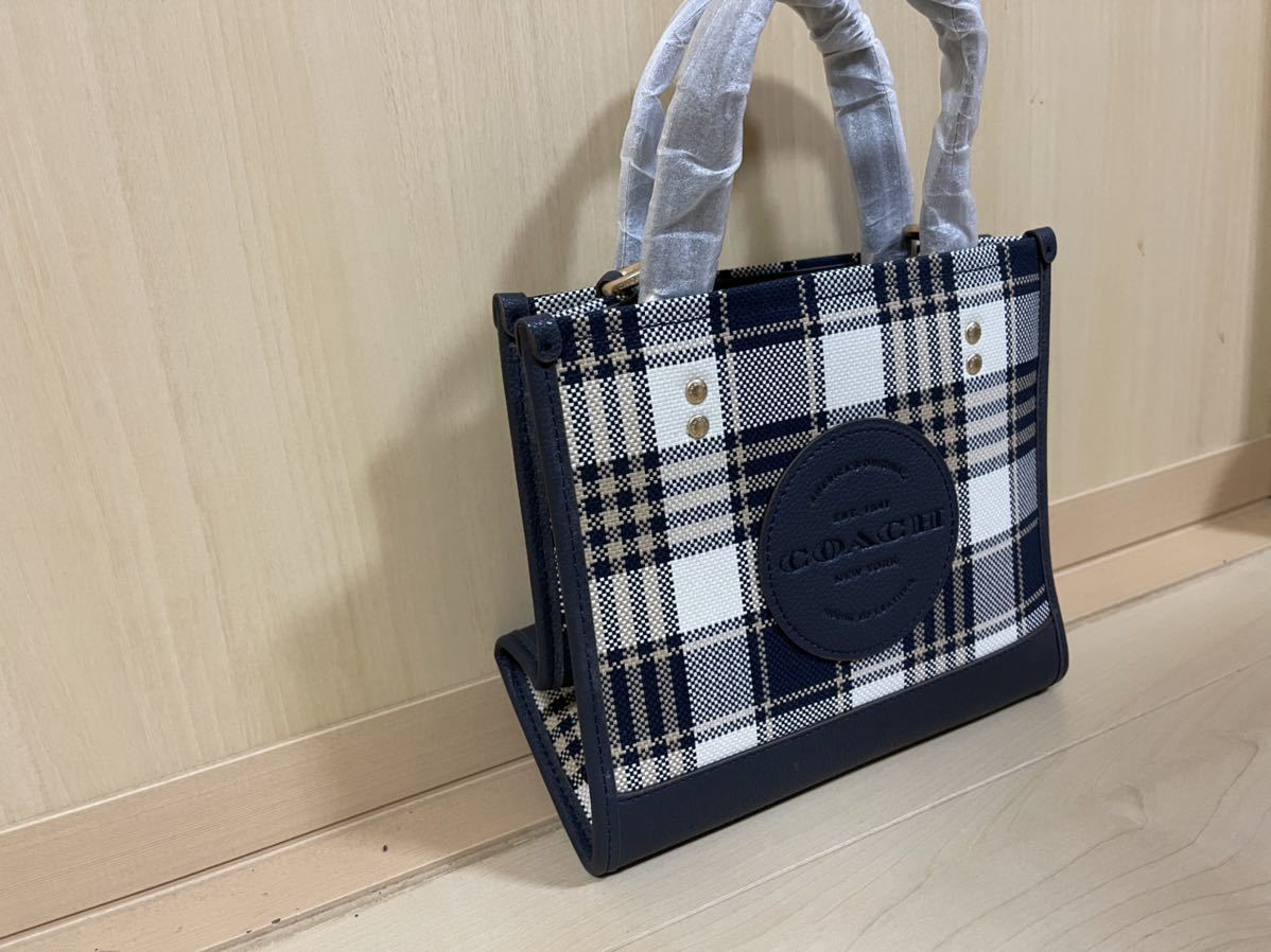  大特価 COACH トートバッグ デンプシー チェック(トートバッグ)｜売買されたオークション情報、yahooの商品情報をアーカイブ公開 - オークファン かばん、バッグ
