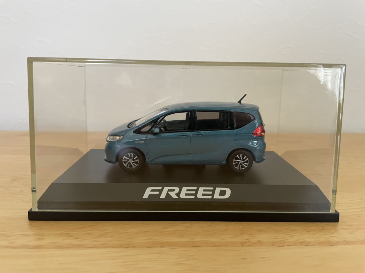 ◇非売品 FREED フリード カラーサンプルミニカー ポリッシュドメタル