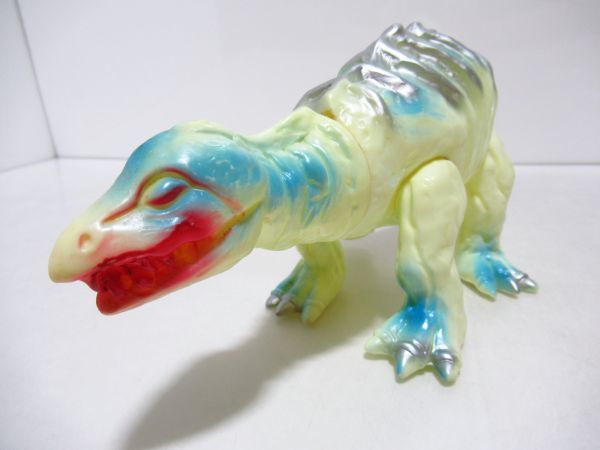 1円～ ブルマァク 帰ってきたウルトラマン怪獣 ステゴン ソフビ 塗装 