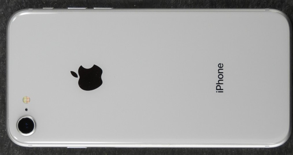 iPhone8 64GB シルバー SIMロック解除済 バッテリー最大容量78