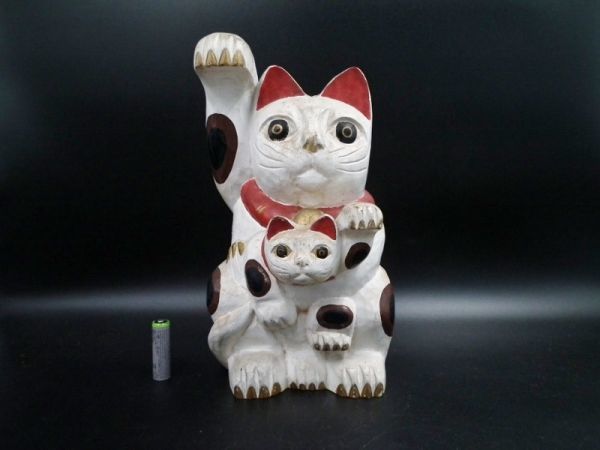  木彫 親子 招き猫 白三毛猫 一刀彫 一品物 金運上昇 商売繁盛 家内安全 縁起物 ネコ 置物 骨董 明治 大正 レトロ 戦前(日本人形)｜売買されたオークション情報、yahooの商品情報をアーカイブ その他