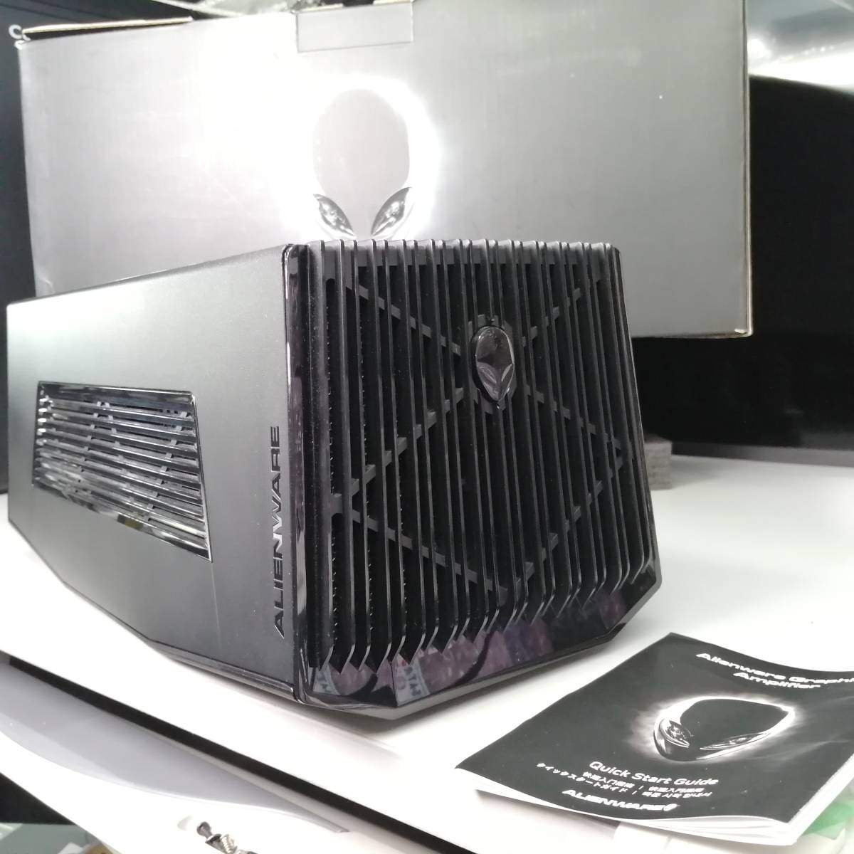 DELL ALIENWARE Graphics Amplifier Z01G 外付けグラフィックボード用