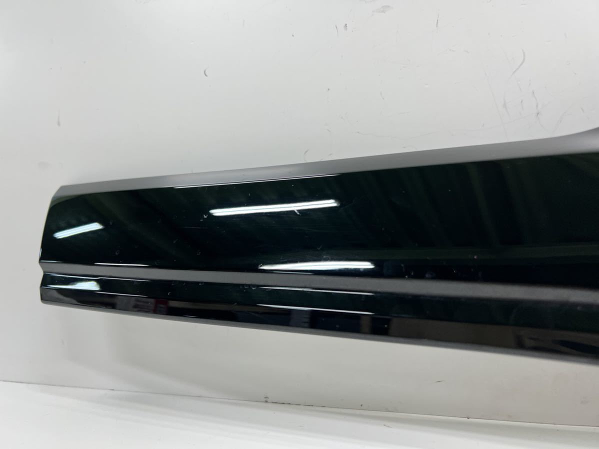 40914 ノア ZWR90W 純正 ボンネットフードモール フロントグリル 75770