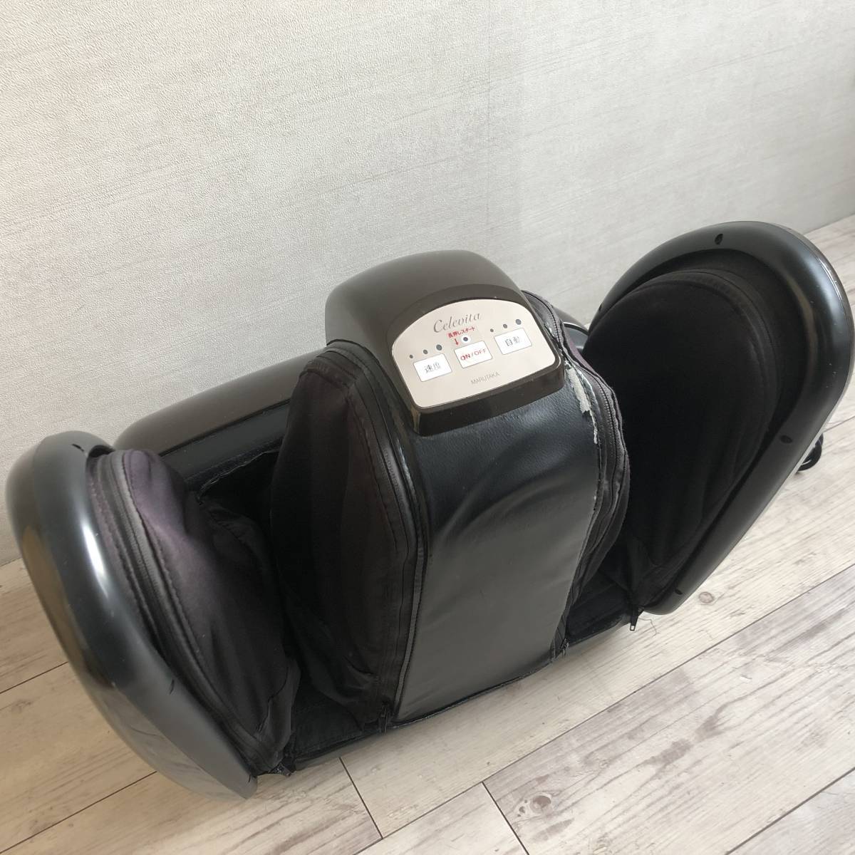 動作品 マルタカ フット マッサージャー Celevita セレヴィータ RF02M マッサージ 50/60Hz 100V 美容 健康 家庭用 札幌 セレヴィータ Celevita MARUTAKA AMK108消費税なし・良品動作品 足マッサージ 超