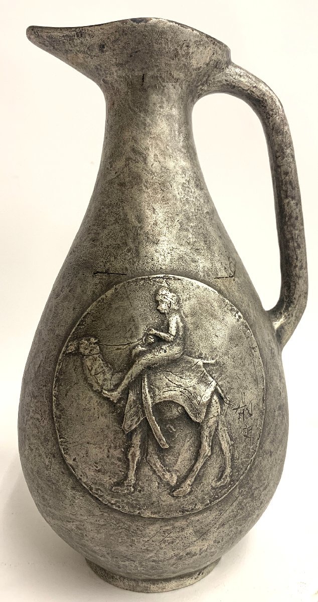 西大由 製作 平山郁夫 原画 鋳銅 駱駝文瓶 – smileantiques