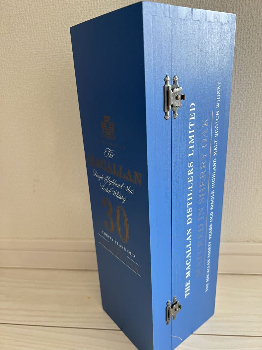 マッカラン 30年 ブルーラベル 木箱空箱 ブルーラベル 30年 The 箱付き
