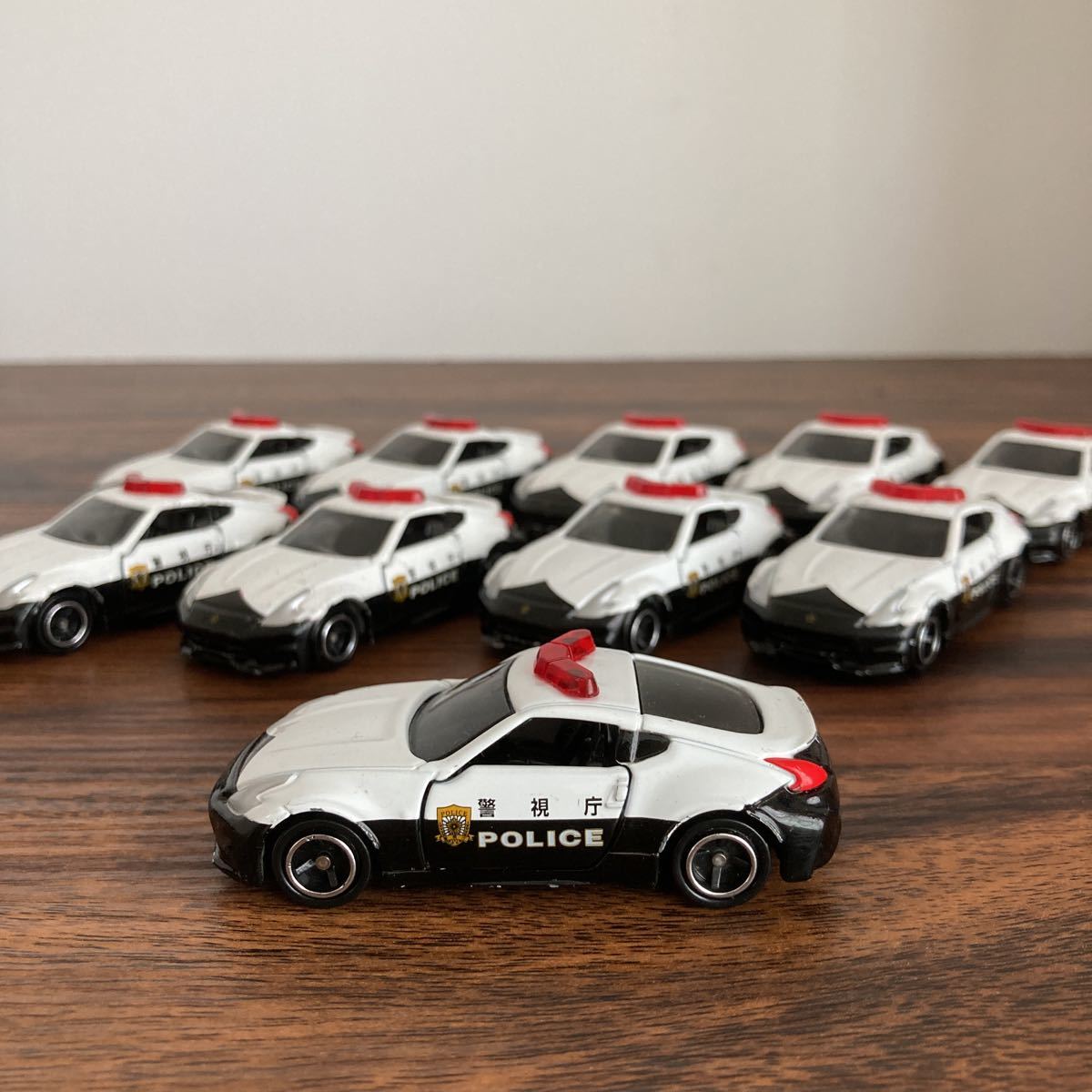 HOT トミカ TOMICA 日産 フェアレディZ 10台セット パトカー まとめて 京商 グラチャン JDM(乗用車)｜売買されたオークション情報、yahooの商品情報をアーカイブ公開 - オークファン 乗用車
