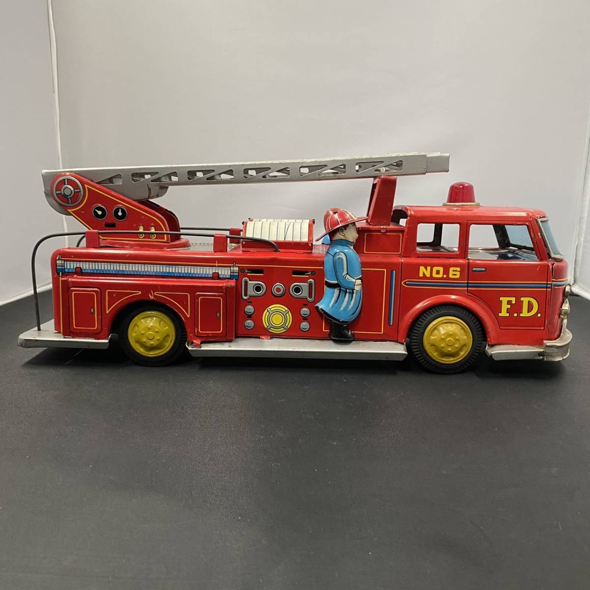 希少 野村トーイ T.N 消防車 FIRE DEPT 日本製 36cm ブリキ はしご車 