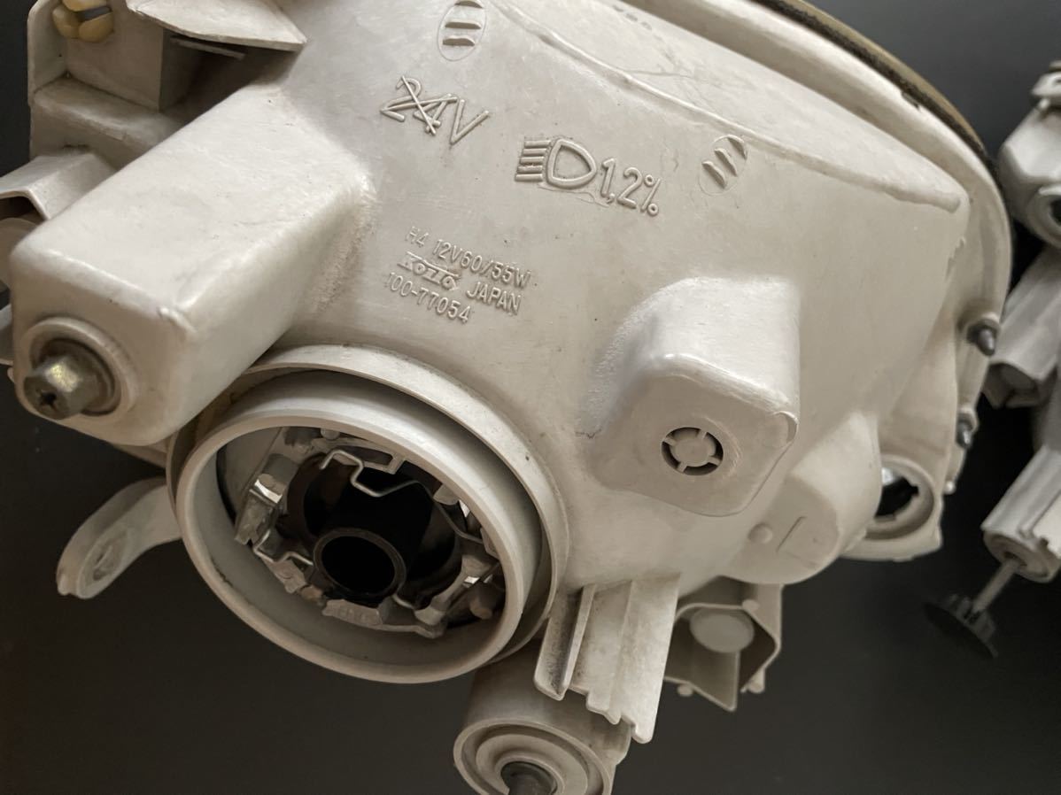 KOITO 最終型 トヨタ ヘッドライト ハイエース 100系 100系ハイエース 後期 RZH KZH 左右セット トヨタ純正品 ワゴン 純正ヘッドライト 純正 メルカリ