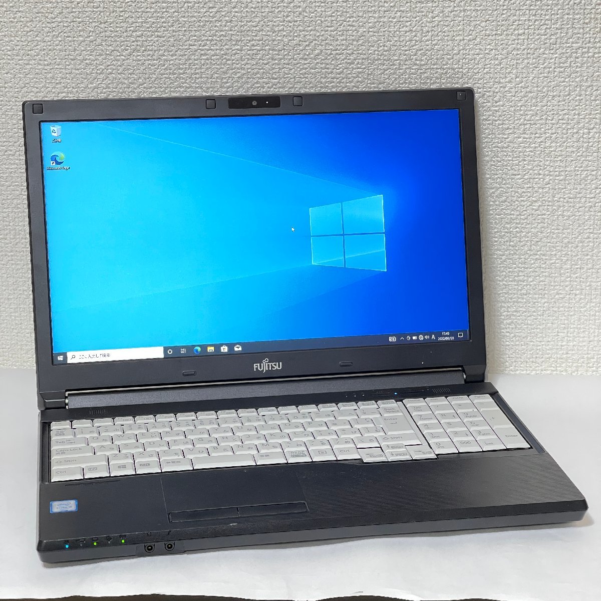 Windows10 ノートPC 中古パソコン 第六世代Corei5 8GBメモリ 新品SSD320GB テンキー カメラ 15型フルHD Bluetooth 無線 富士通 A576