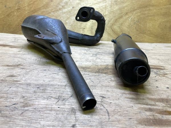 DT50-17W専用チャンバー新品未使用の出品です。静音サイレンサー 449-28L ヤマハ DT50 A-17w サイレンサー チャンバー YAMAHA DT 純正