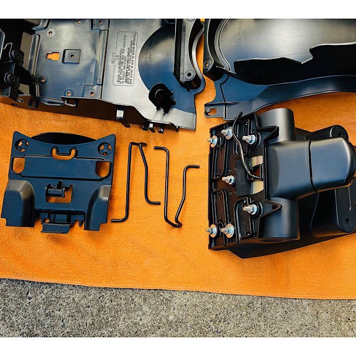 すかいらいん zrx1200daeg インナーフェンダー 一式