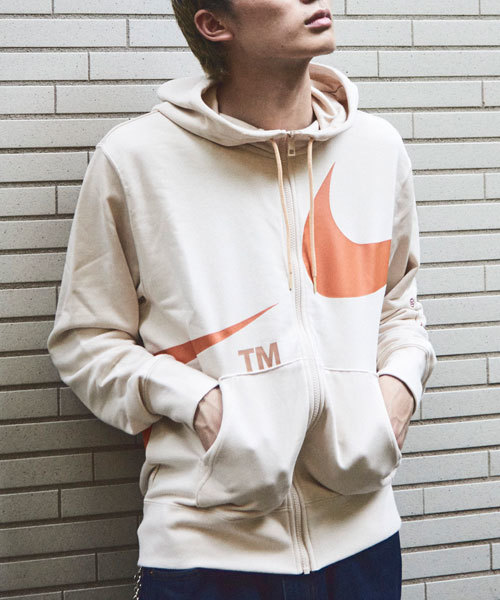 NIKE NSW ナイキ AS M S&frasl;S 新品 SS COUNTRY TEE M90 TOP トップ-ブラック） トレンド BLACK&frasl;WHITE（ナイキ nsw（サイズ（S&frasl;M&frasl;L）M）（Tシャツ・カットソー