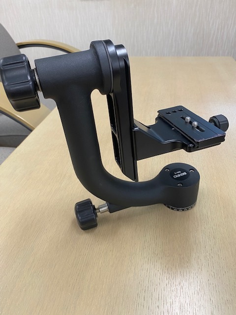 ★BENRO★ジンバル雲台★GH-2★中古品★ BENRO ジンバル雲台 ベンロ GIMBAL GH2 プレート２枚