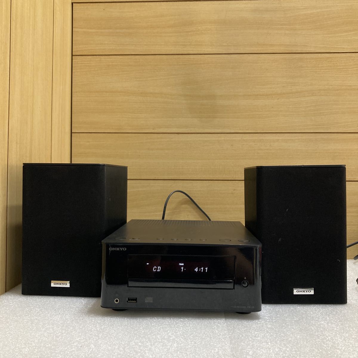 八6654【美品】ONKYO CDレシーバーシステム CR-U3 展示品 CR-U3 八6654美品ONKYO CDレシーバーシステム 展示品 公式 (CDデッキ