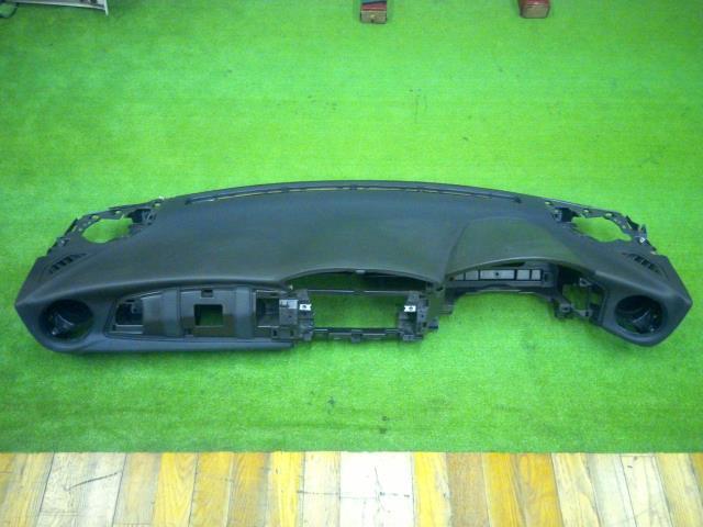 【お買い得，定番】 トヨタ 86 DBA-ZN6 ダッシュボード インパネ 個人宅配送不可 yatsu(トヨタ用)｜売買されたオークション情報、yahooの商品情報をアーカイブ公開 - オークファン トヨタ用
