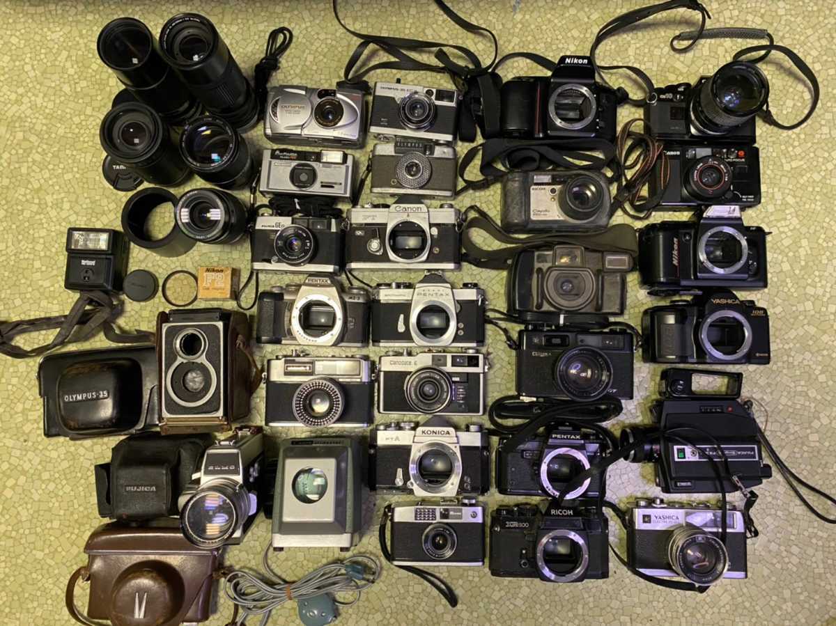 お得，豊富な カメラ レンズ まとめ 大量 Canon OLYMPUS Nikon #28(フィルムカメラ)｜売買されたオークション情報、yahooの商品情報をアーカイブ公開 - オークファン その他