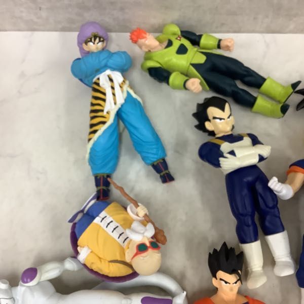 1円〜 訳あり ドラゴンボールZ ソフビフィギュア 孫悟空 トランクス