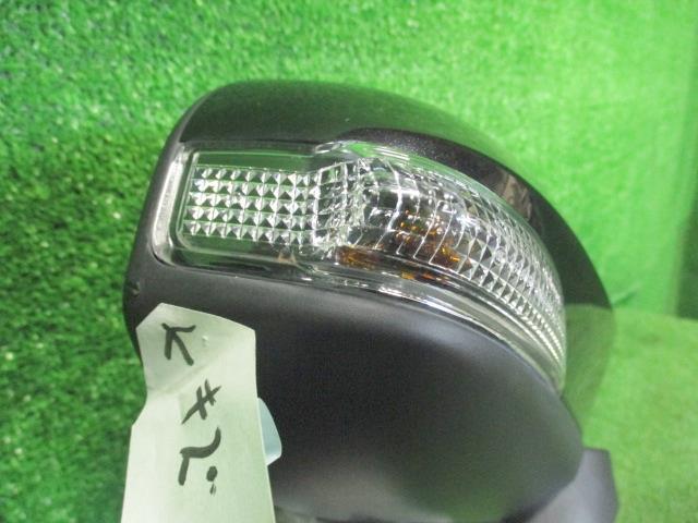 ヴィッツ DBA-NSP130 右ミラー 右ドアミラー 右サイドミラー F 1NR-FE 209 ヴィッツ DBA-NSP130 87910-52B90 NSP135 KBTヴィッツ 4WD