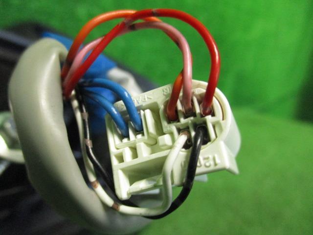 ヴィッツ DBA-NSP130 右ミラー 右ドアミラー 右サイドミラー F 1NR-FE 209 ヴィッツ DBA-NSP130 87910-52B90 NSP135 KBTヴィッツ 4WD