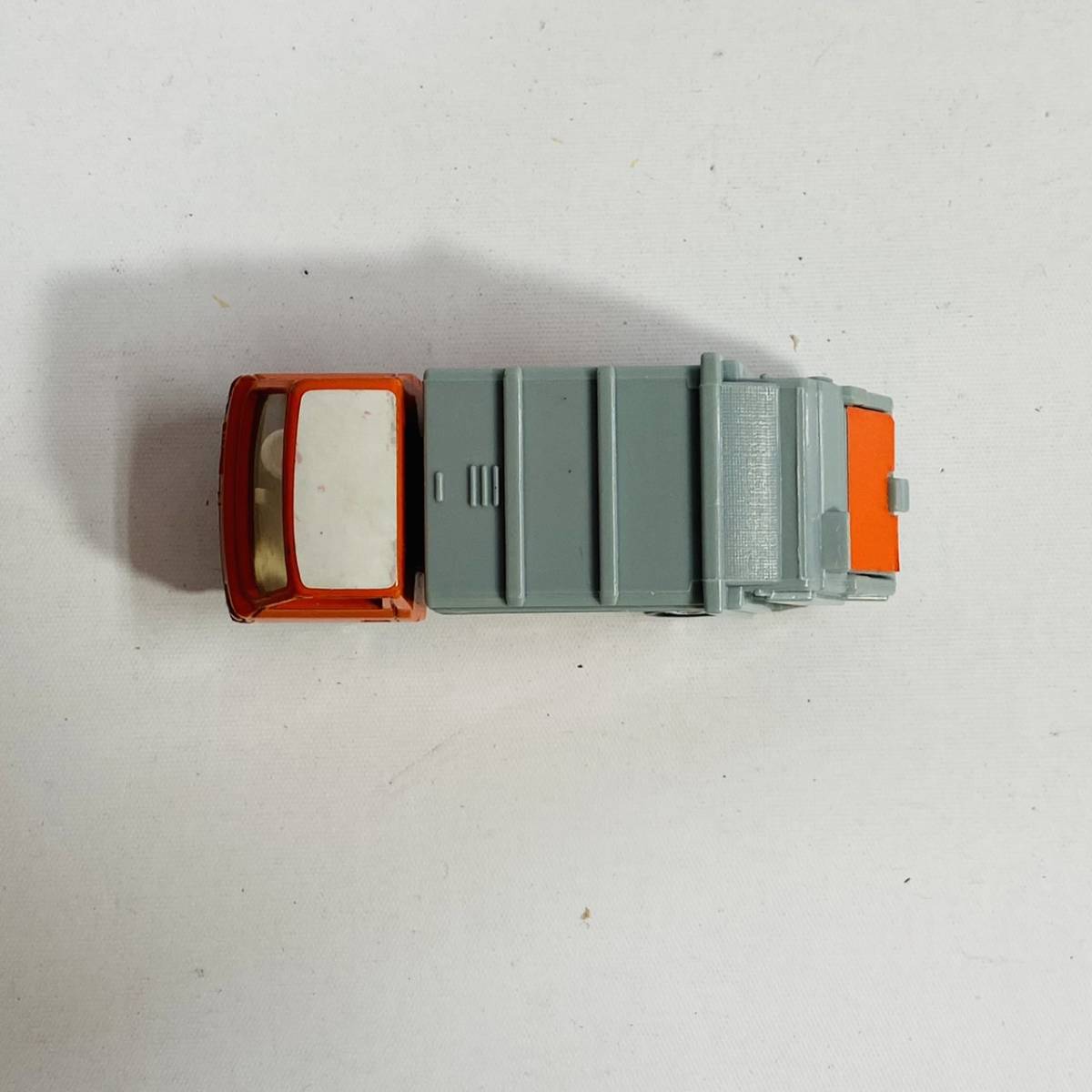 希少】 トミカ No.10 横浜市環境事業局 三菱キャンター収集車 S＝1/72 /