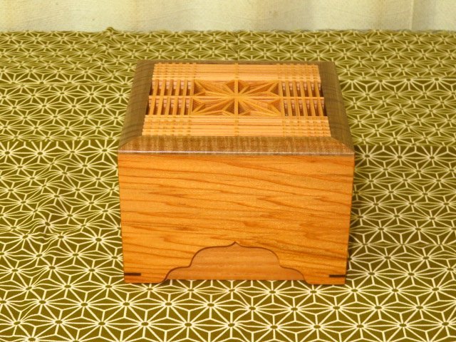 △大橋利一作銘入屋久杉創作組子将棋駒箱△紙箱付新品 桐共箱付(KH257