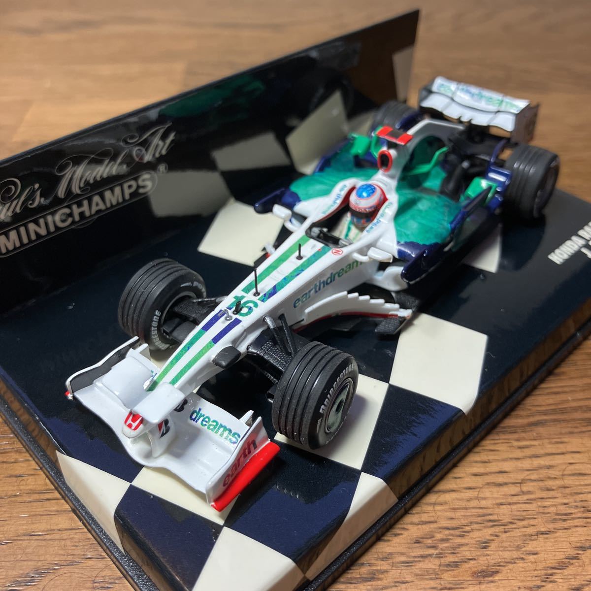 f1072191752.3