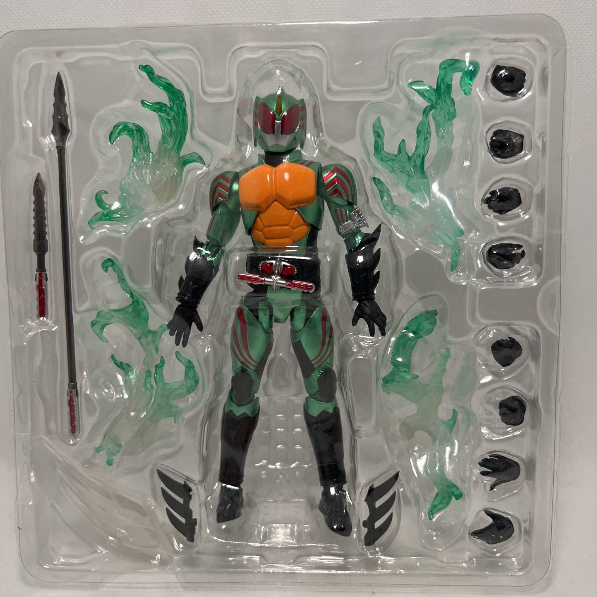 仮面ライダー アマゾンオメガ アマゾン限定 フィギュアーツ 仮面 