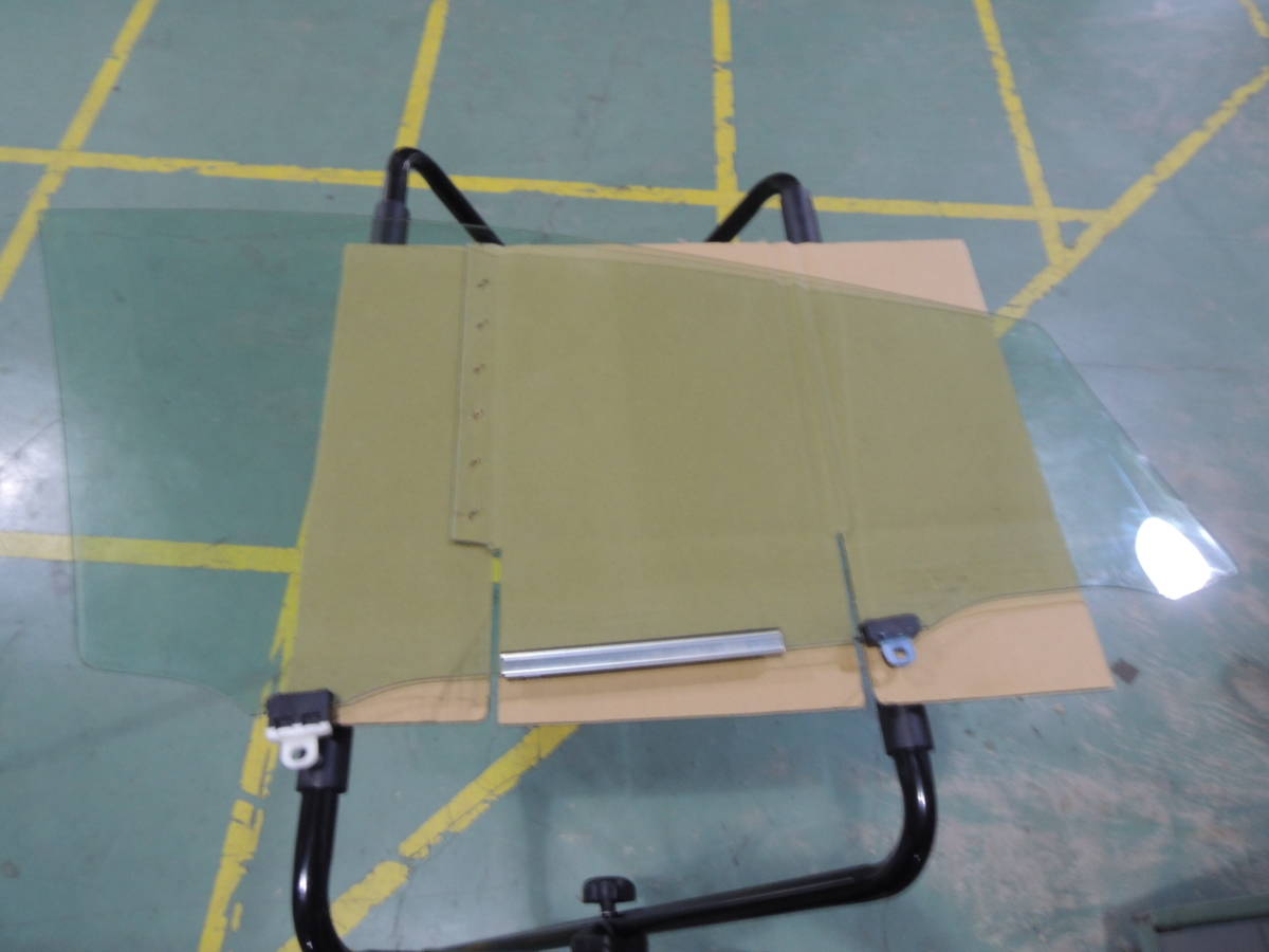 ・ ZVW30 プリウス 純正 【右/フロント】ドアガラス 運転席側 右前 窓 PW パワーウインドウ