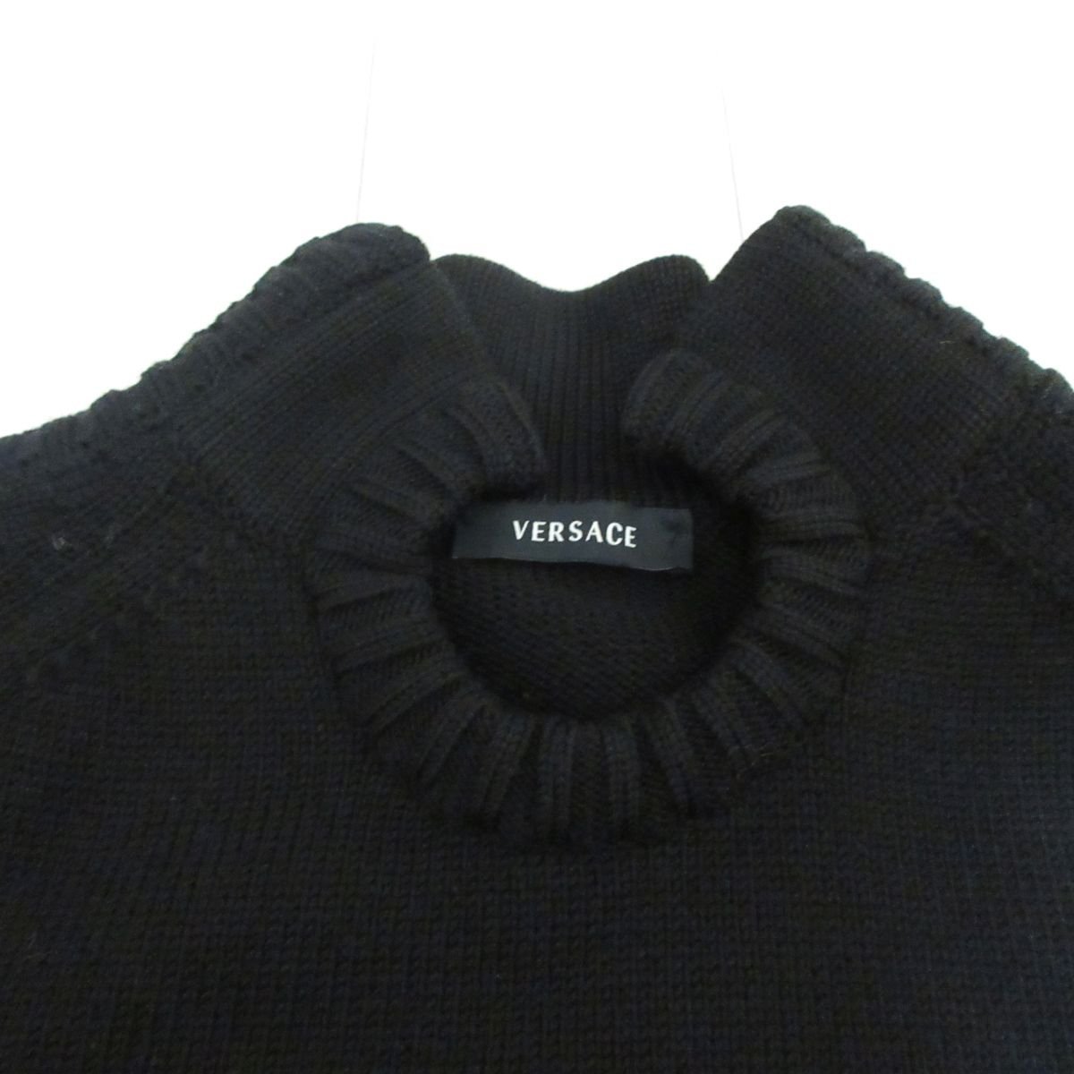 美品 VERSACE ヴェルサーチェ 変形襟 メデューサ刺繍 長袖 ニット 